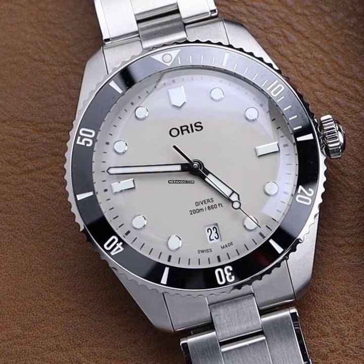  Oris Divers Date 39mm 01 733 NEW FULL SET 