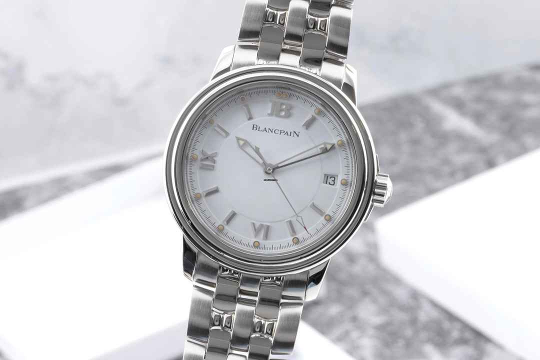  Blancpain Léman Ultra Slim Automatik Edelstahl Herrenuhr Ref. 2100-1127-11 Box 