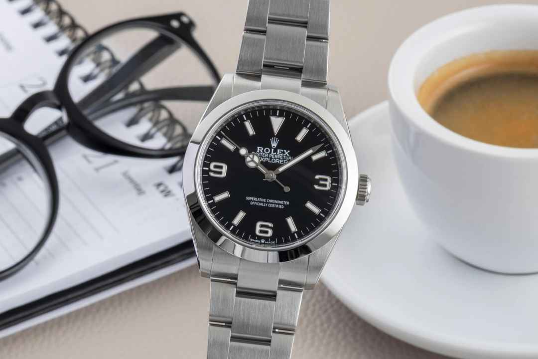  Rolex Explorer 40 Oyster Edelstahl Automatik Herrenuhr Ref. 224270 B&P 2023 