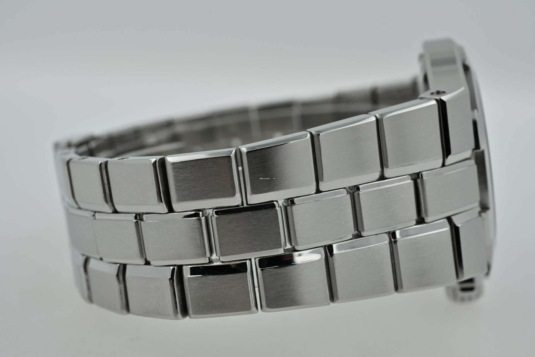 Thumbnail von Vacheron Constantin Overseas Automatik 42042/423A 37mm Black Dial Full Set