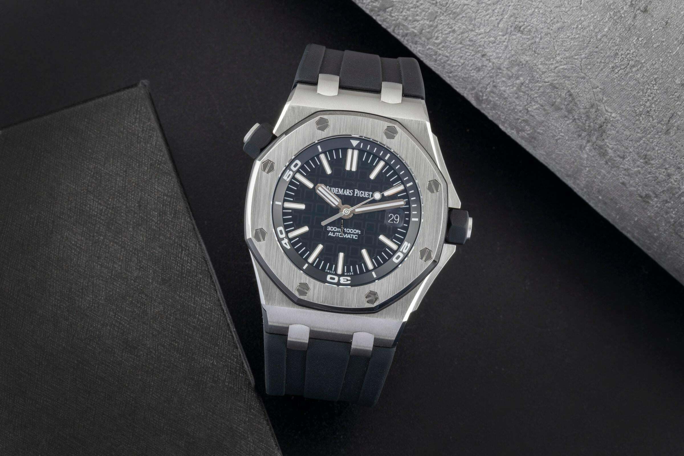 Thumbnail von Audemars Piguet Royal Oak Offshore Diver Stahl Automatik Ref 15710ST.00.A002CA.01 Box & Papiere