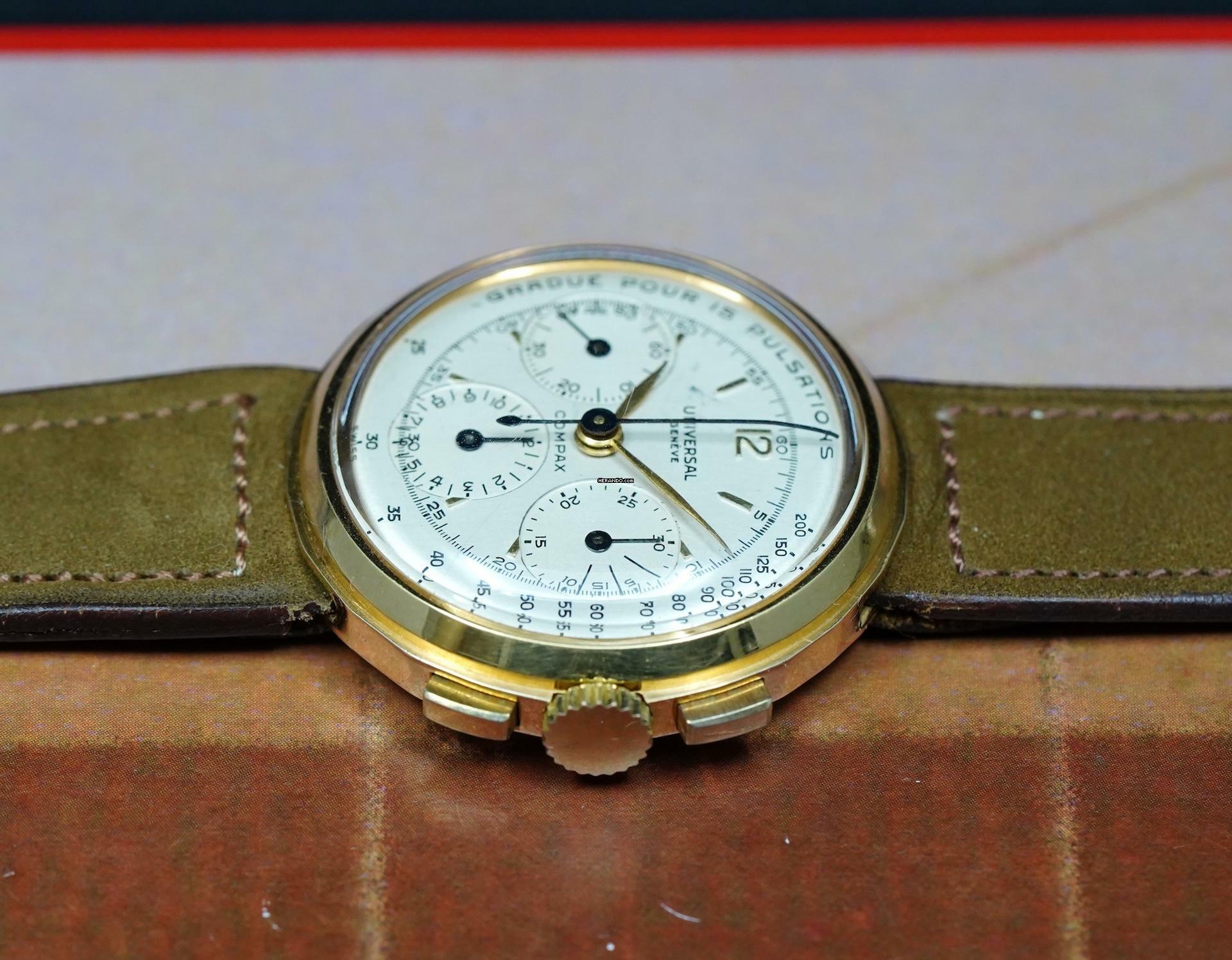 Thumbnail von Universal Genève Compax SUPER RARE COMPAX CHRONO 18K DISCO VOLANTE WITH PULSATIONS DIAL VINTAGE