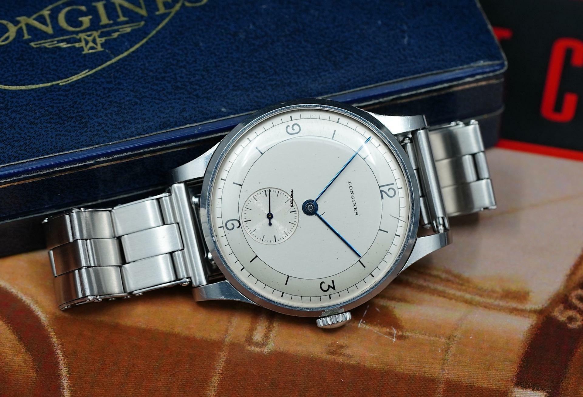 Thumbnail von Longines Oversize Calatatrava with Rare SECTOR Dial Vintage Box and Extract