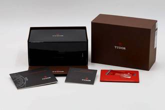 Thumbnail von Tudor Black Bay Heritage Black Bay Smiley Dial Automatik Herrenuhr Ref. 79220R B&P 2012