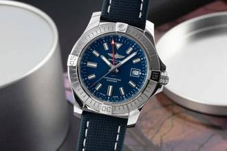 Thumbnail von Breitling Avenger GMT 45 Automatik Stahl Ref. A32395101C1X1 B&P 2024