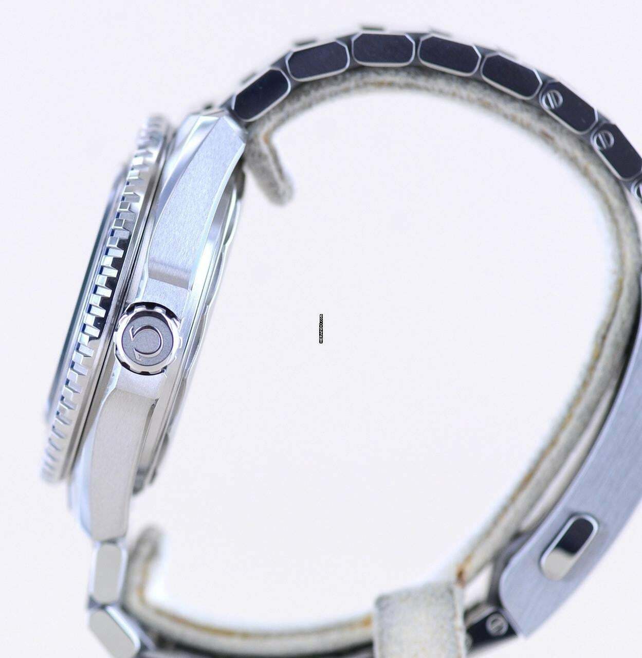 Thumbnail von Omega Seamaster Planet Ocean 600 blue 42 mm Cal. 8912 Master Chronometer B+P