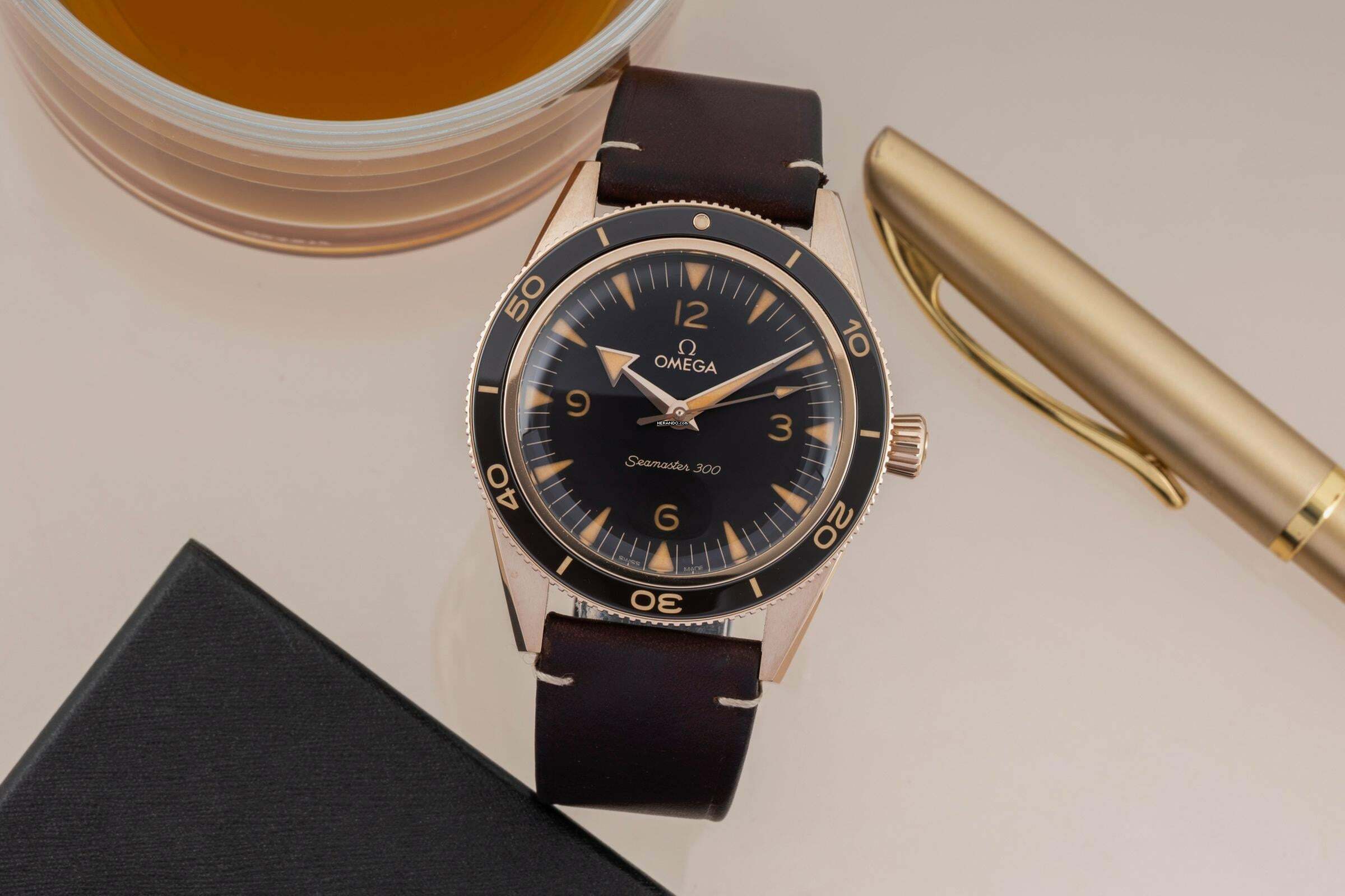 Thumbnail von Omega Seamaster 300 Bonze Gold Automatik Ref. 234.92.41.21.10.001