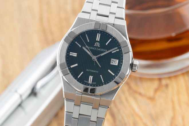  Maurice Lacroix AIKON Stahl Automatik Herrenuhr Ref AI 6007-SS002-630-1 B&P 2025 