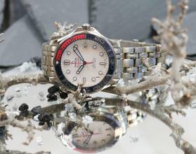 Thumbnail von Omega Seamaster Diver 300 M Commander's Watch 007 James Bond Limited Edition