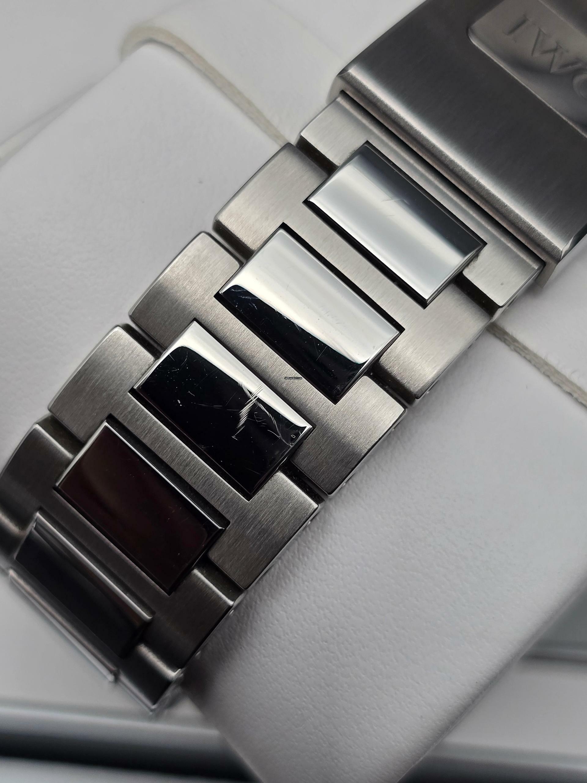 Thumbnail von IWC Ingenieur Chronograph 42mm IW380801 Silver Dial Very Good Full Set 2023