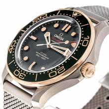 Thumbnail von Omega Seamaster Diver 300 M Bronze On Titan – 210.90.42.20.10.001 – NEW – 08/2025 Full Set