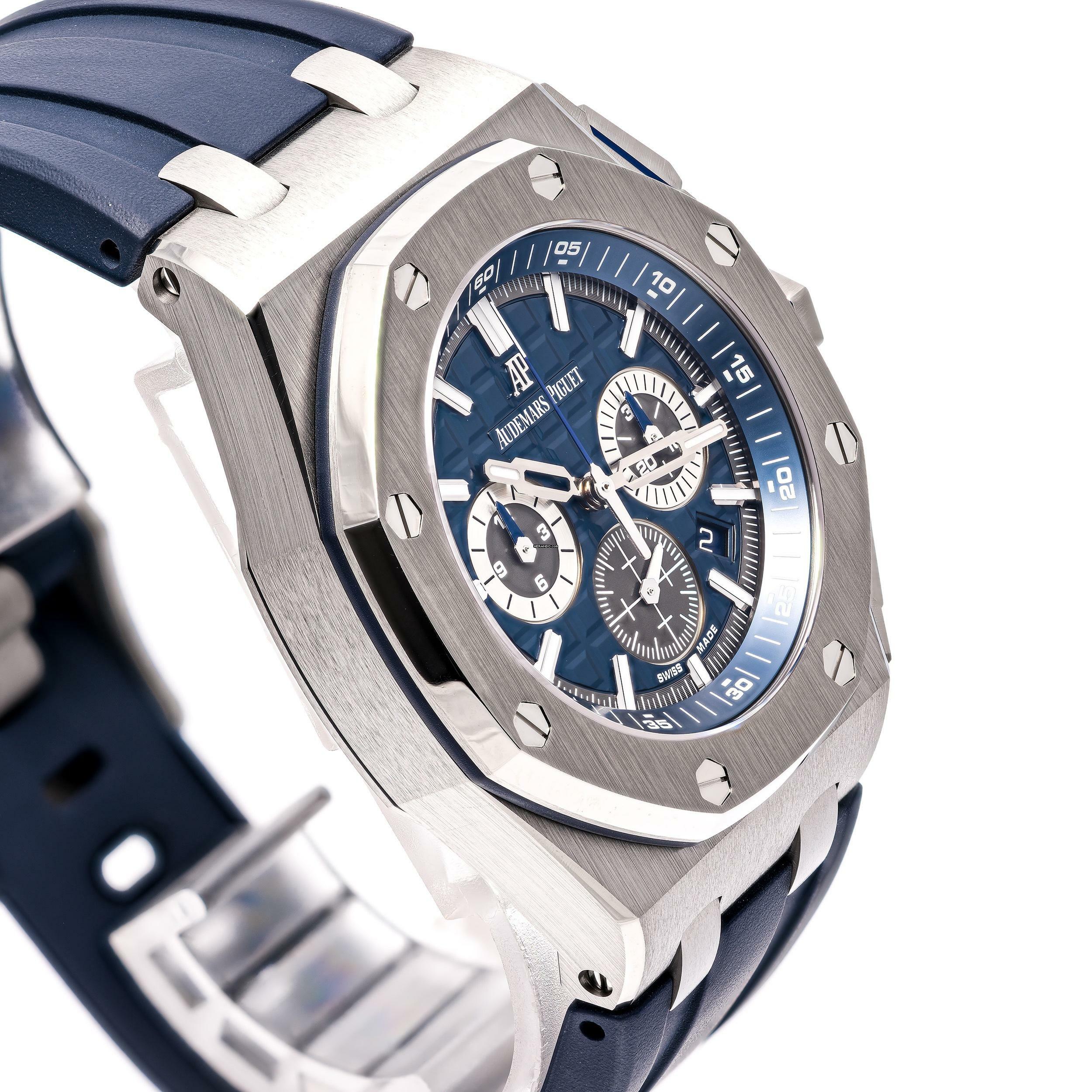 Thumbnail von Audemars Piguet Royal Oak Offshore Chronograph Blue 42 – 26480TI.OO.A027CA.01 – like NEW – 2021 Full Set
