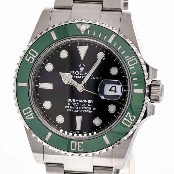  Rolex Submariner Date 41 Starbucks – 126610LV – like NEW – 11/2021 Full Set 