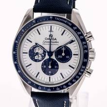 Thumbnail von Omega Speedmaster Professional Moonwatch 50th 'Silver Snoopy Award' – 310.32.42.50.02.001 – NEW & Unworn – 11/2025 Full