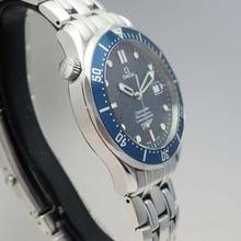 Thumbnail von Omega Seamaster Diver 300 M James Bond 40 Anniversar 25378000 top cond. not polished in its original condition!