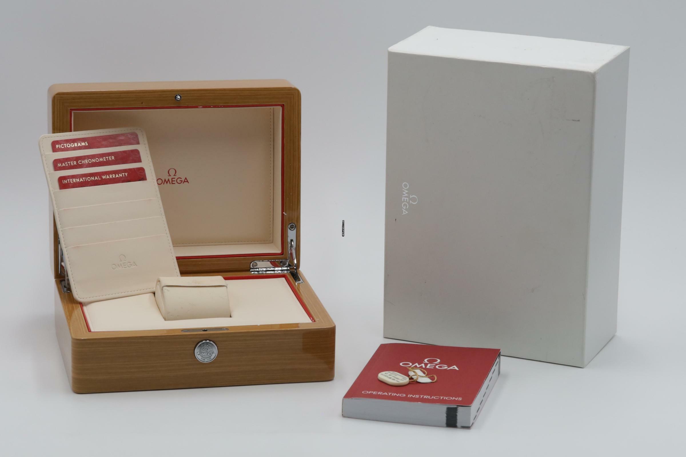 Thumbnail von Omega Speedmaster Moonphase Moonwatch Chronograph Keramik 304.93.44.52.03.001