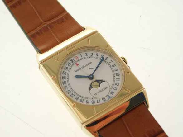  Jaeger-LeCoultre 18 Karat Gelbgold Herrenuhr mit Calendar und Mondphase Rarität Herrengröße 24,5 x 38,5 mm 