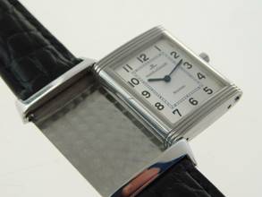 Thumbnail von Jaeger-LeCoultre Reverso Classique Classic im sehr guten Zustand mit neuem schwarzem Krokoband Classic Modell 23 x 38 mm