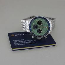 Thumbnail von Breitling Navitimer 1 B01 Chronograph 43 Automatik Chronometer grünes Zifferblatt Full Set ungetragen