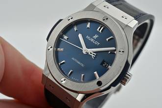 Thumbnail von Hublot Classic Fusion Blue Automatic Titanium 565.NX.7170.LR