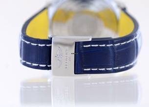 Thumbnail von Breitling Navitimer World 46 mm Chronograph blau Klassiker blue dial B+P