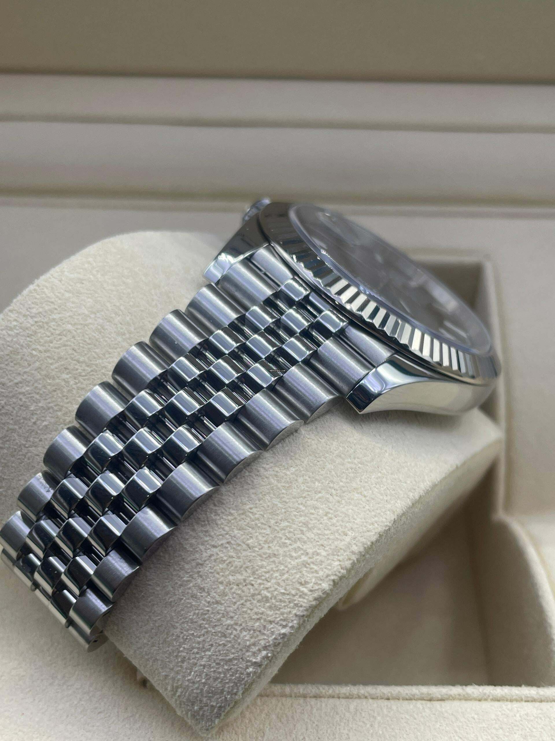 Thumbnail von Rolex Datejust 41 Rhodium Dial JubileeTop Condition , 2019 with Box&Papers Full SET