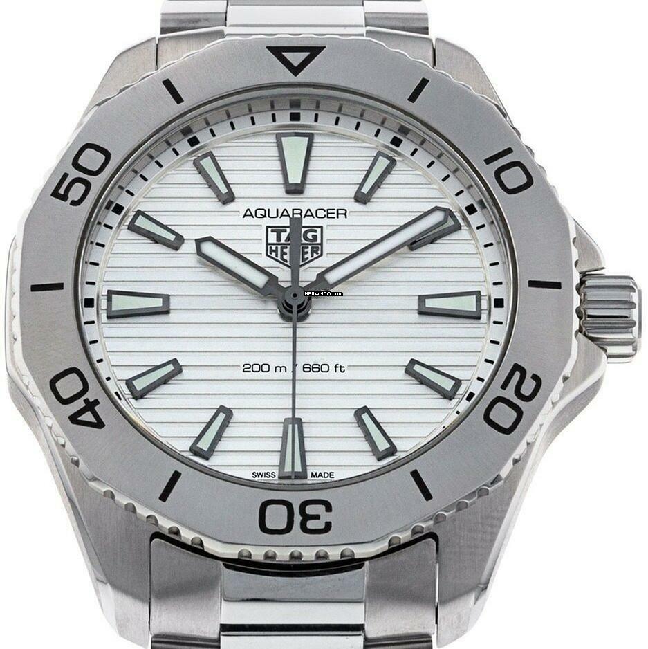  TAG Heuer Aquaracer Professional 200 Aquaracer 40mm NEW FULL SET 