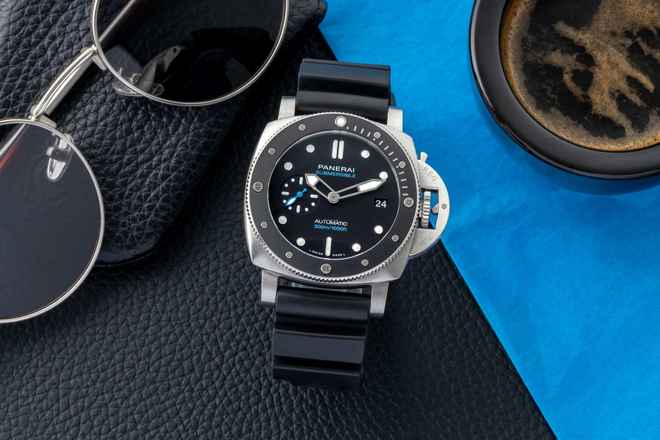  Panerai Luminor Submersible Stahl Automatik Herrenuhr PAM00683 B&P 