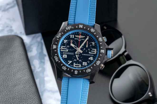  Breitling Endurance Pro Professional Endurance Pro 44 Breitlight R. X82310281B1S2 
