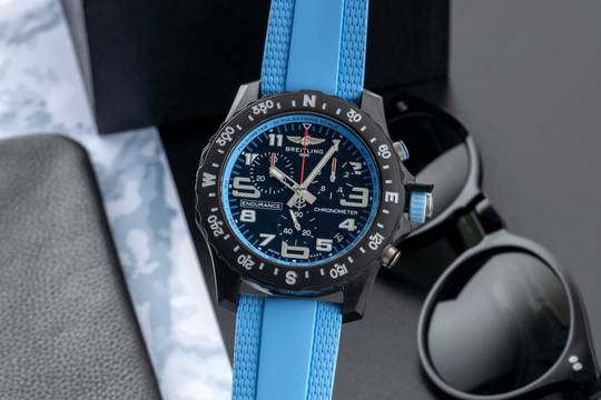  Breitling Endurance Pro Professional Endurance Pro 44 Breitlight R. X82310281B1S2 
