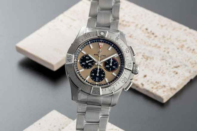  Breitling Avenger B01 Chronograph 44 Edelstahl Ref. AB0147101A1A1 