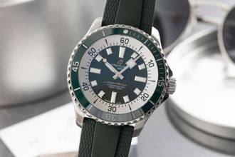 Thumbnail von Breitling Superocean Automatik 44Herrenuhr Ref. A17376A31L1S1 B&P