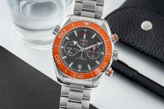  Omega Seamaster Planet Ocean Chronograph 600m Chronograph Stahl Ref. 215.30.46.51.99.001 B&P 