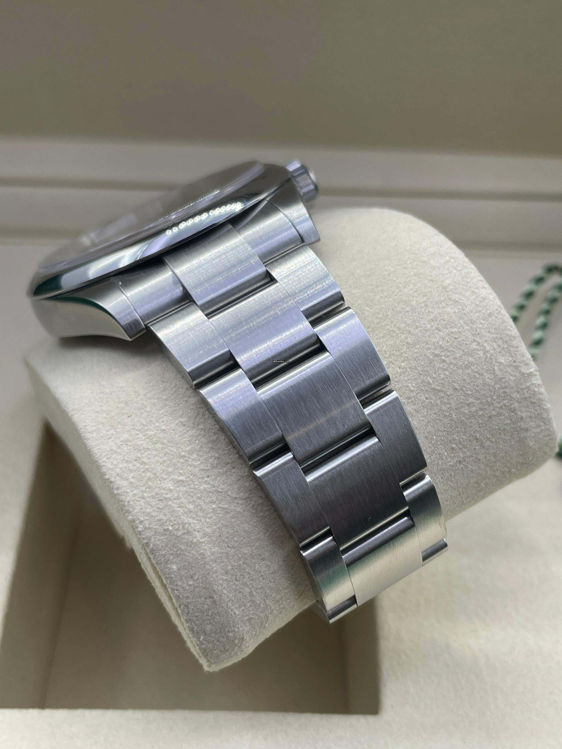 Thumbnail von Rolex Oyster Perpetual Pistachio Dial 2025 FULL SET WITH BOX AND PAPERS NEW 41mm