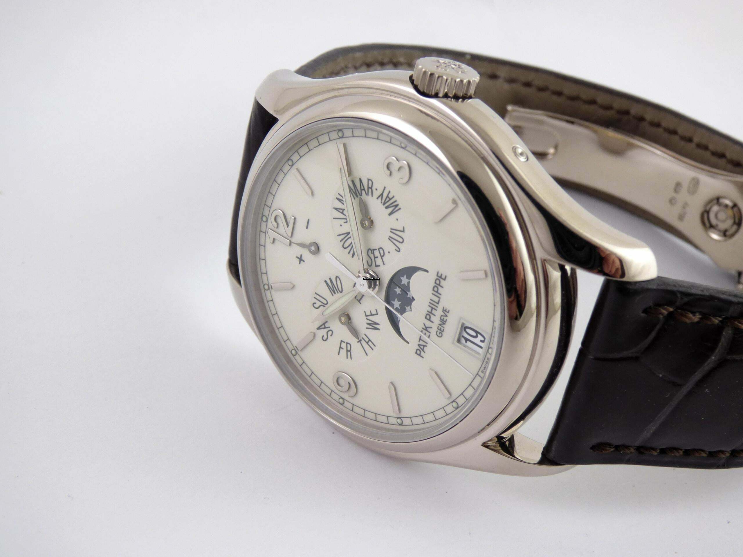 Thumbnail von Patek Philippe Annual Calendar folding Calatrava Clasp