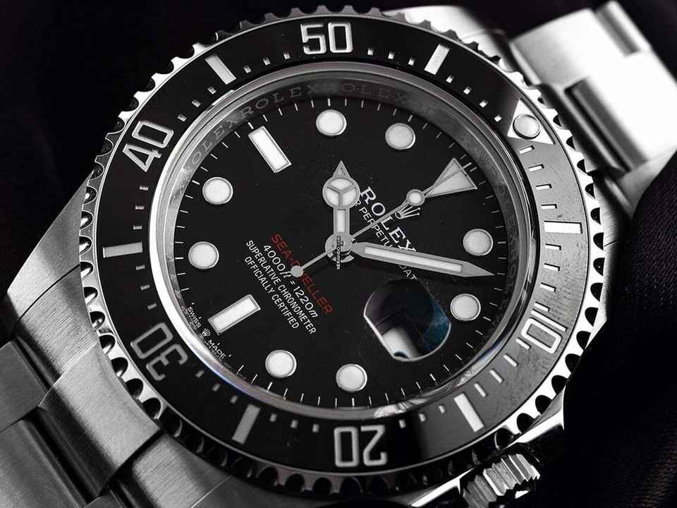  Rolex Sea-Dweller 4000 Red Ref.126600 2021 Full Set wie Neu Sea-Dweller 4000 Red 