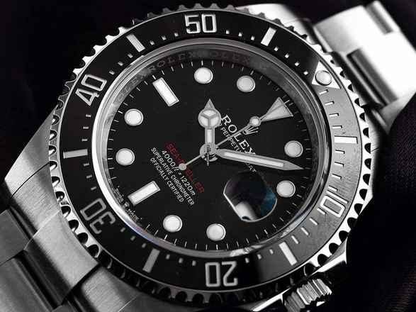  Rolex Sea-Dweller 4000 Red Ref.126600 2021 Full Set wie Neu Sea-Dweller 4000 Red 