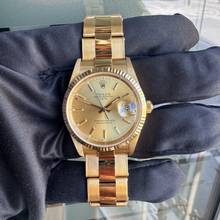 Thumbnail von Rolex Oyster Perpetual Date 15238 champagne dial yellow gold 18KT Full Set Like NEW