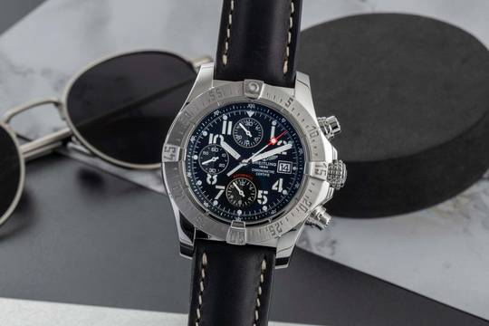  Breitling Avenger Skyland 45 Chronograph Automatik Ref. A13380 B&P 2008 