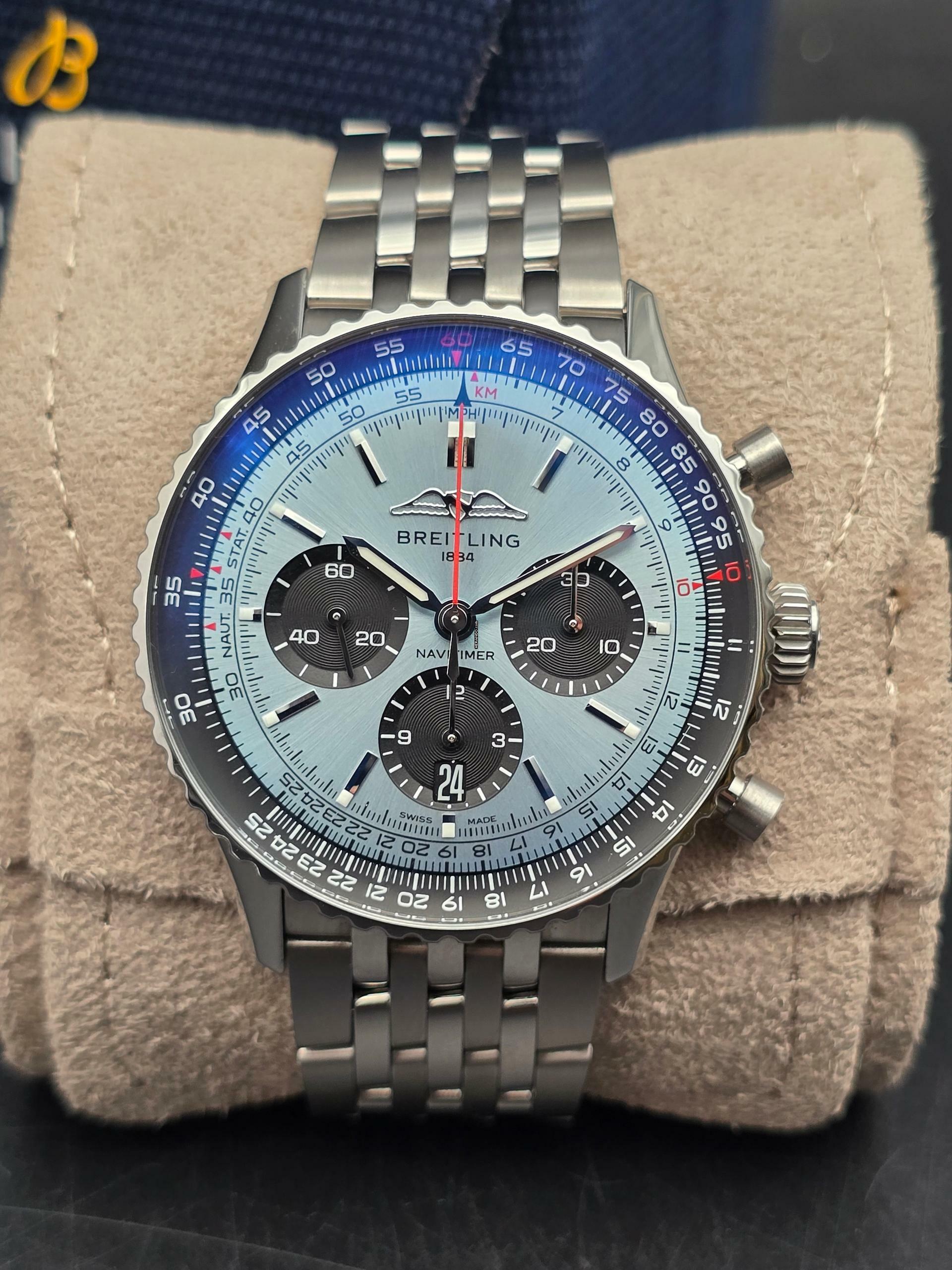 Thumbnail von Breitling Navitimer 1 B01 Chronograph 43mm AB0138241C1A1 'Ice Blue' dial Steel bracelet Very Good Full Set 6-2024 (warranty until 2032)