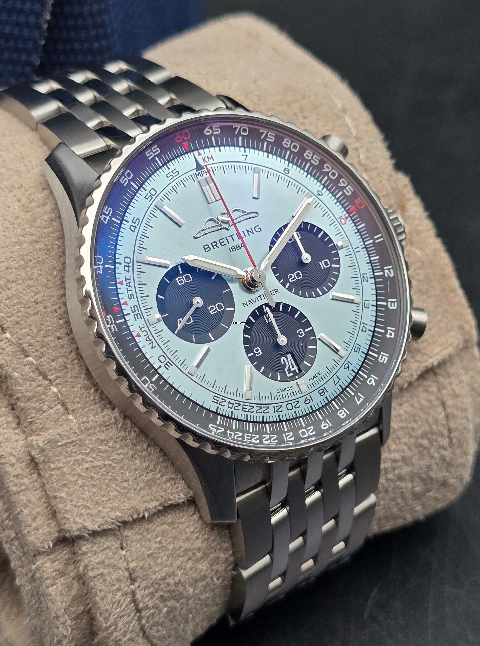Thumbnail von Breitling Navitimer 1 B01 Chronograph 43mm AB0138241C1A1 'Ice Blue' dial Steel bracelet Very Good Full Set 6-2024 (warranty until 2032)