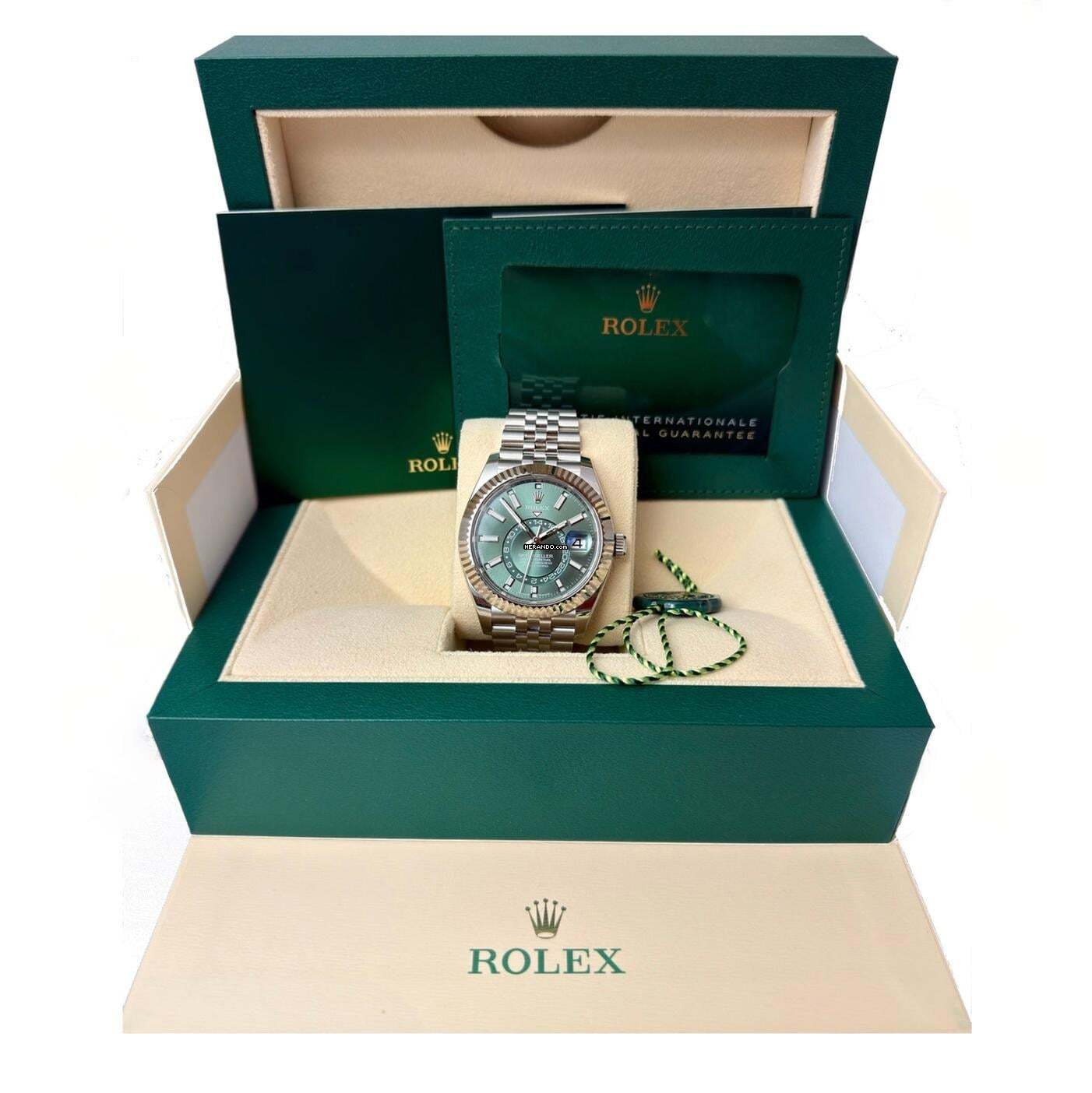 Thumbnail von Rolex Sky-Dweller green Dial LC100 2024