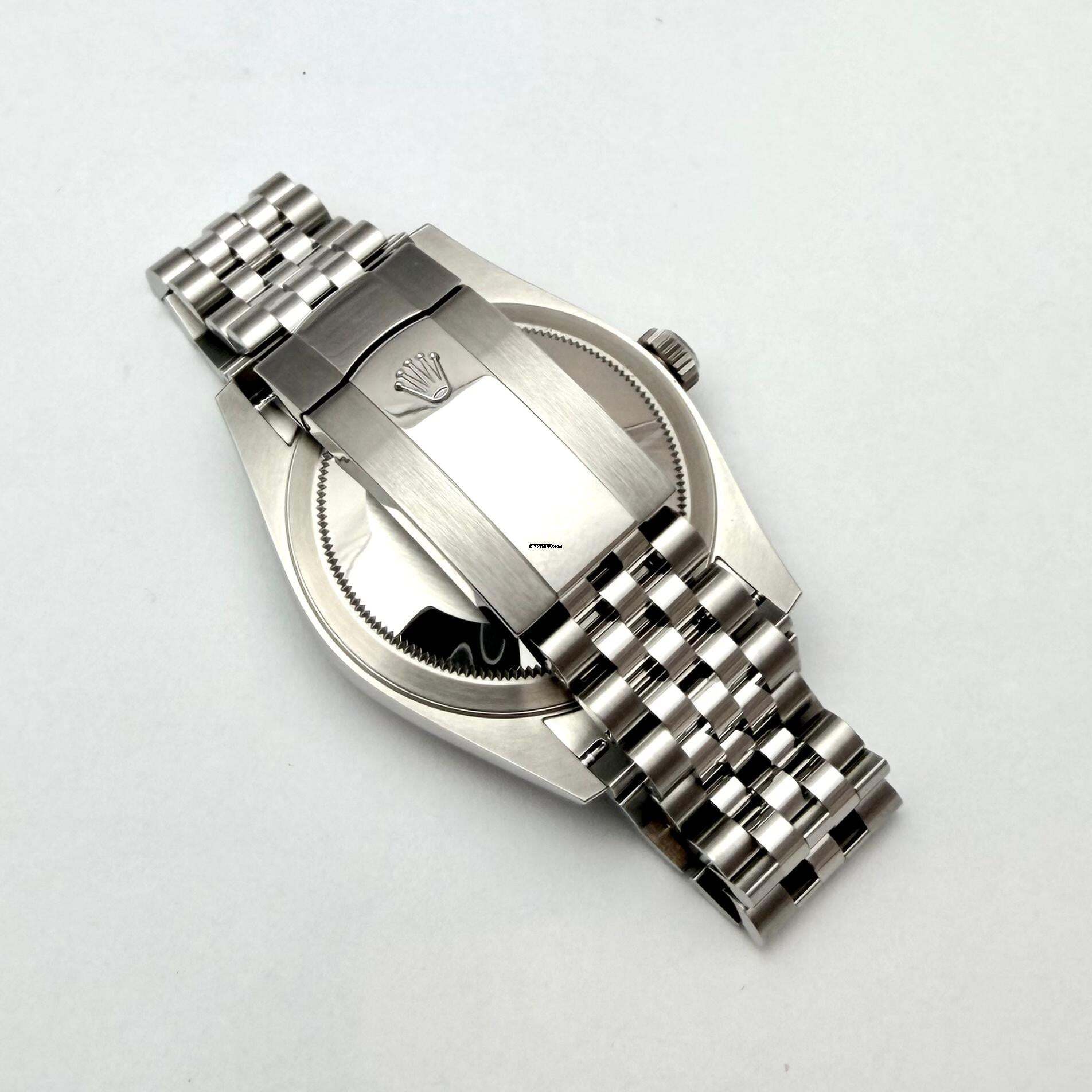 Thumbnail von Rolex Sky-Dweller green Dial LC100 2024