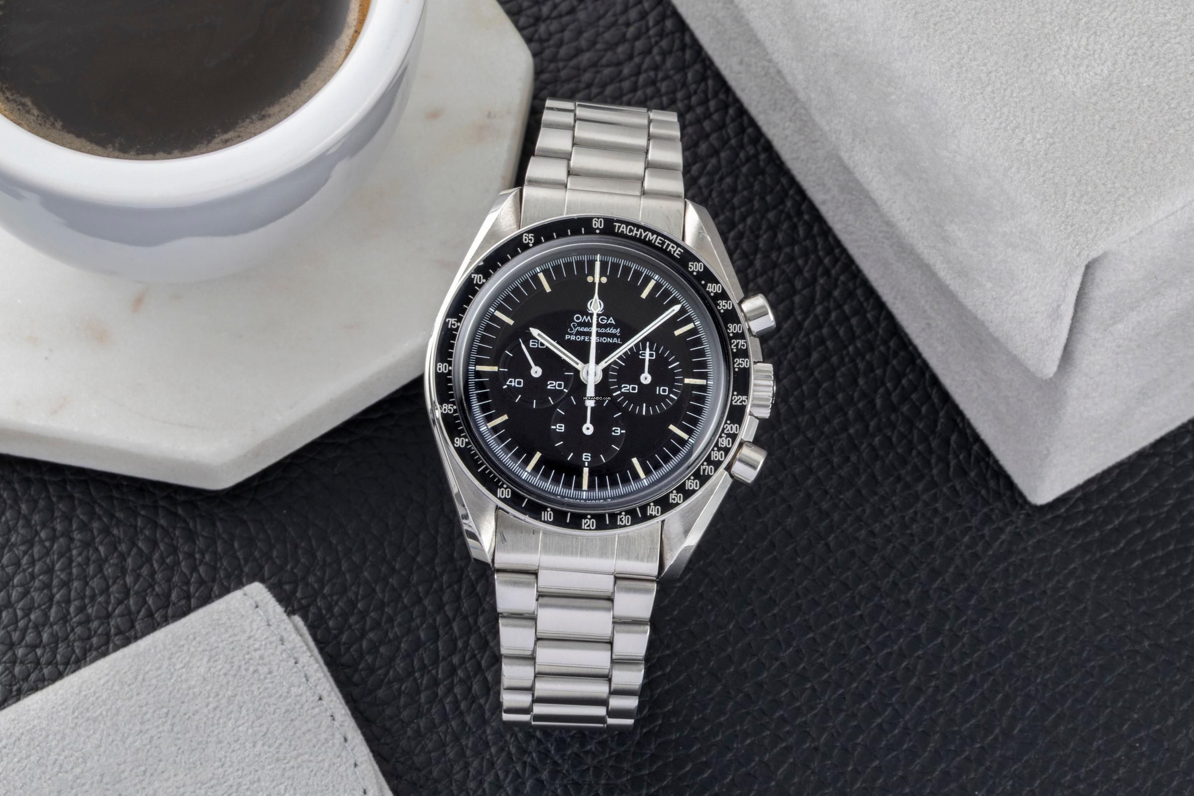  Omega Speedmaster Professional Moonwatch Pre-Moon Chronograph Handaufzug Ref. 145.022.68ST 