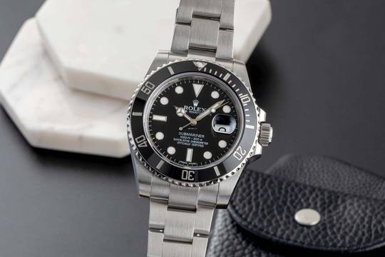  Rolex Submariner Date 40 Stahl Automatik Herrenuhr Ref. 116610 Box 