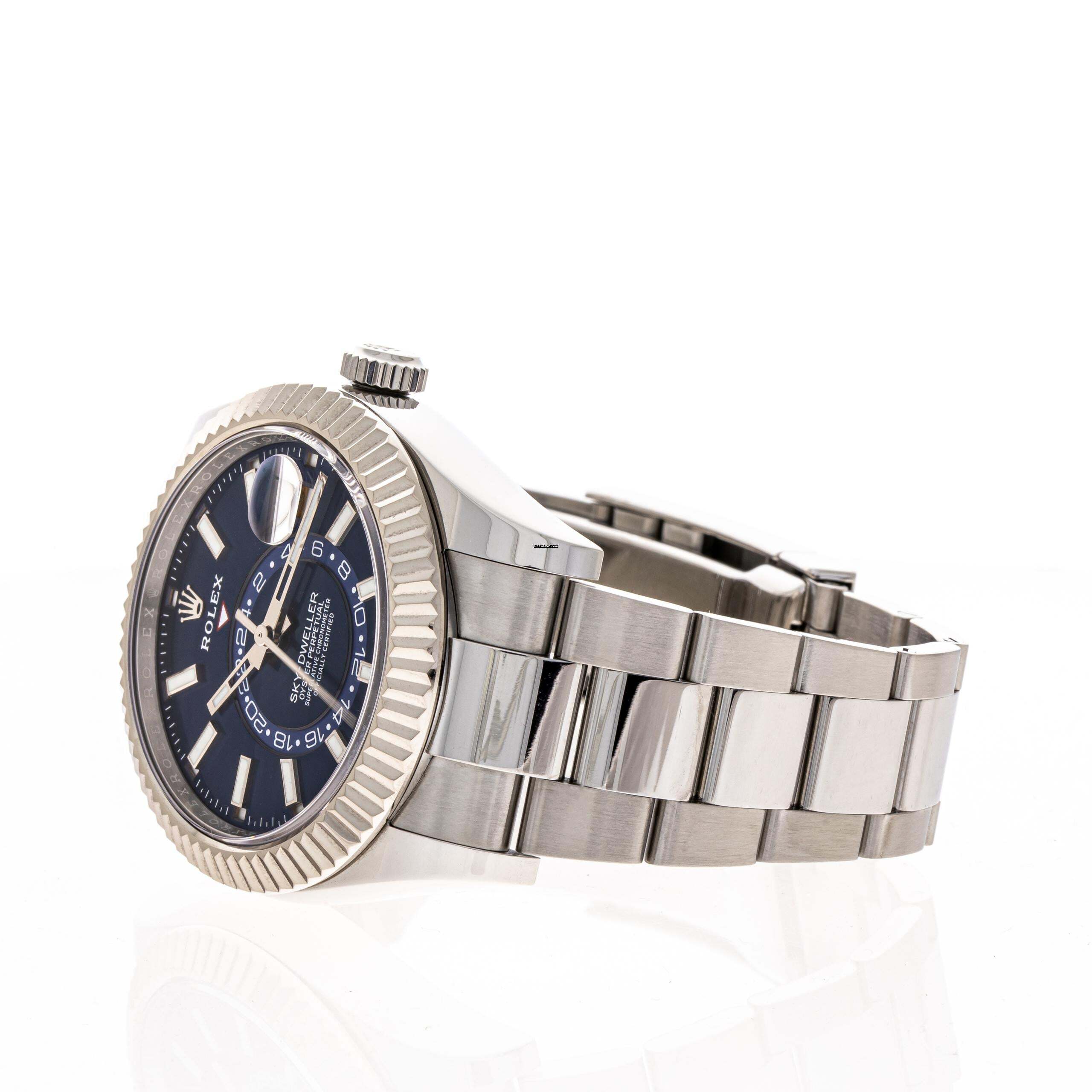 Thumbnail von Rolex Sky-Dweller Blue 42 Oyster – 326934 – like NEW – 2022 Full Set