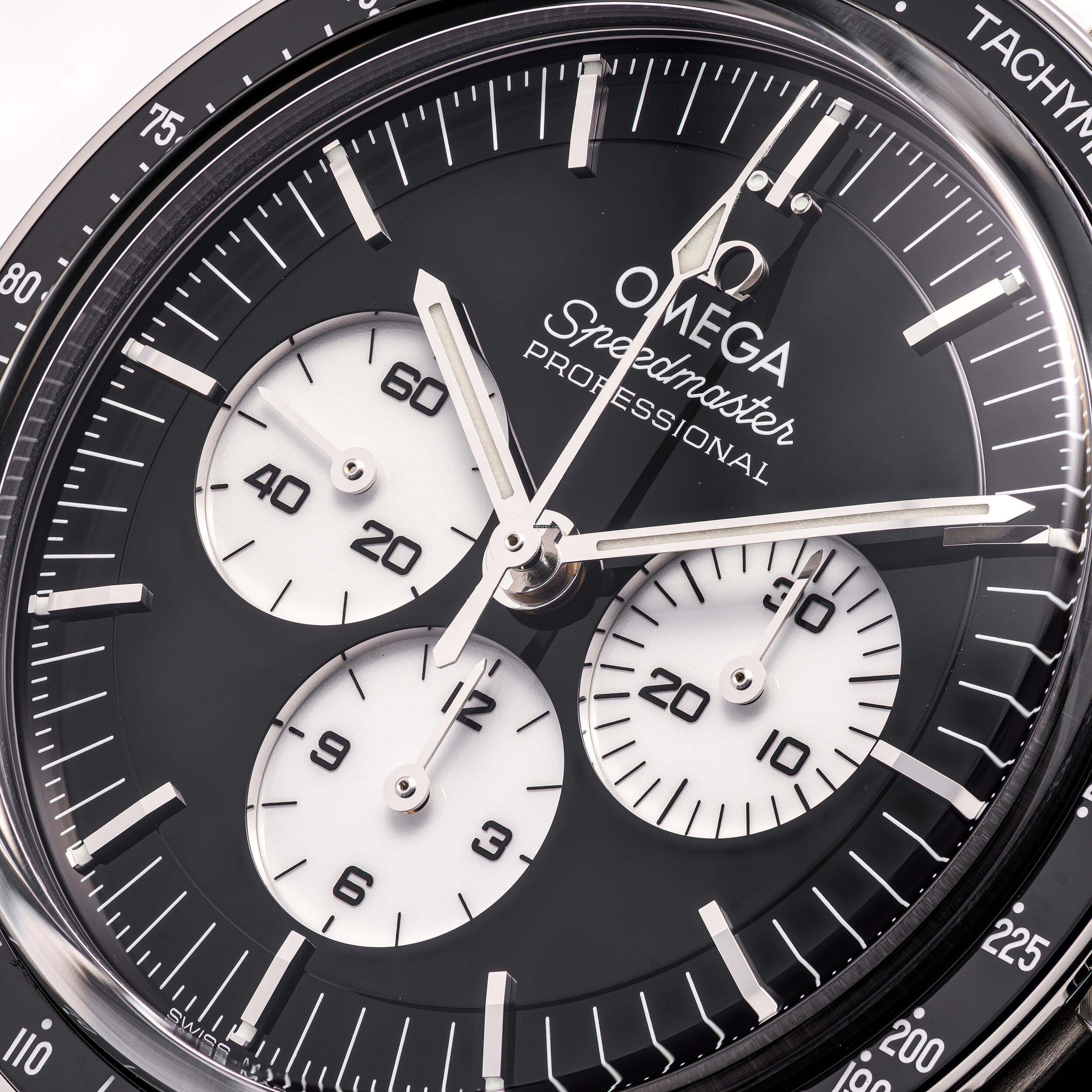 Thumbnail von Omega Speedmaster Professional Moonwatch 42 Reverse Panda – 310.30.42.50.01.004– NEW & Unworn – 02/2026 Full