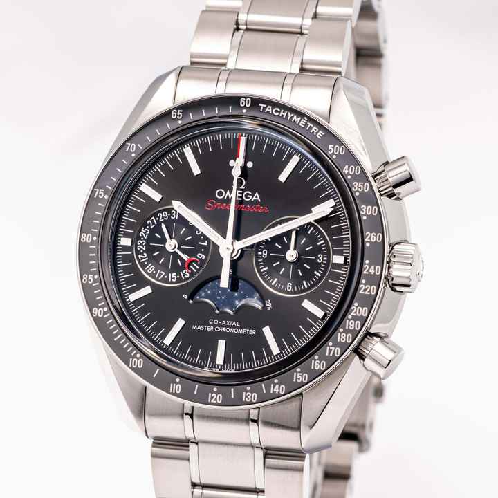  Omega Speedmaster Moonphase 44mm – 304.33.44.52.01.001 – like NEW – 05/2025 Full Set 