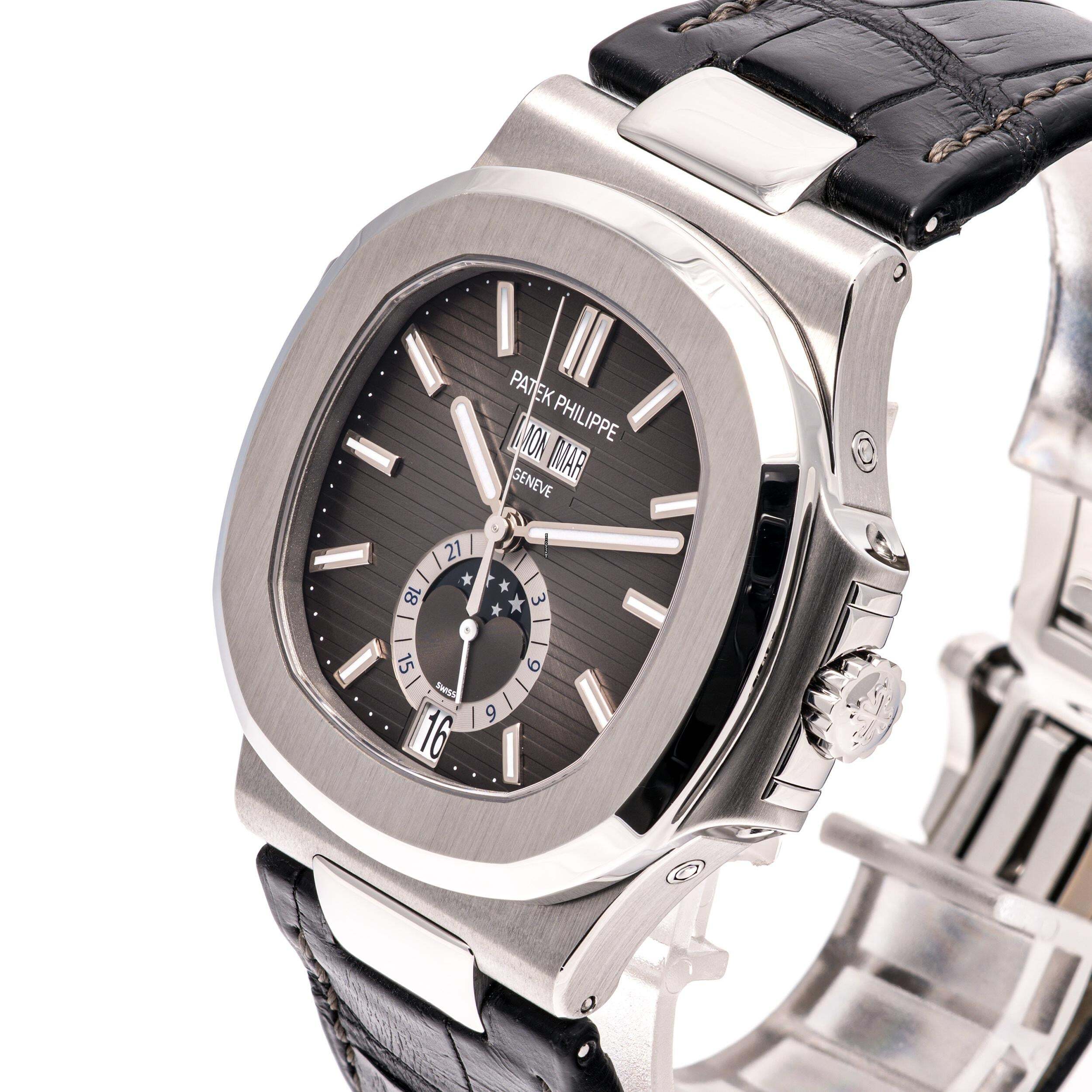 Thumbnail von Patek Philippe Nautilus Annual Calendar – 5726A-001 – like NEW – 07/2019 Full Set