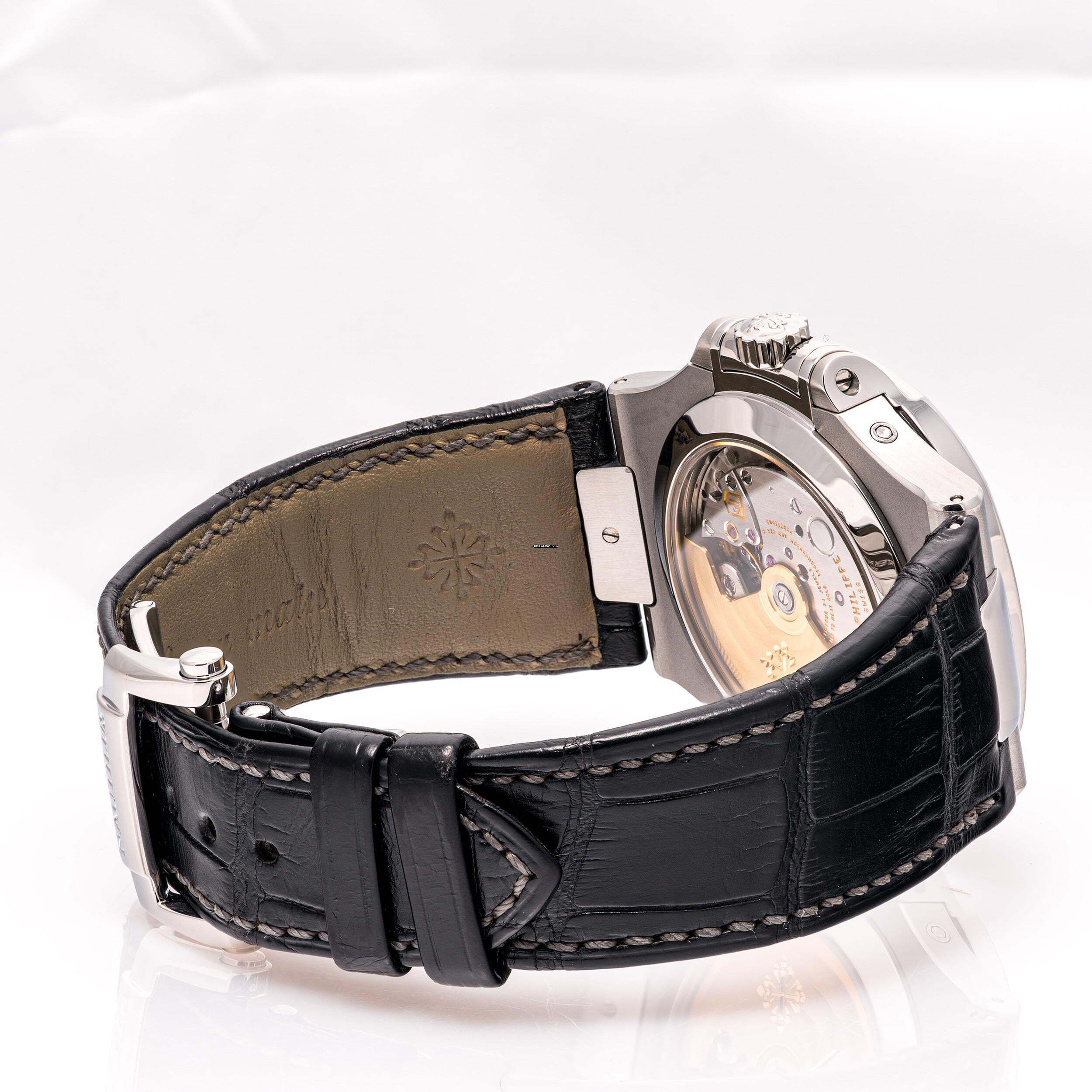 Thumbnail von Patek Philippe Nautilus Annual Calendar – 5726A-001 – like NEW – 07/2019 Full Set